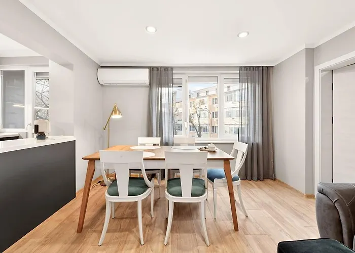 Cozy Sea Garden ヴァルナ